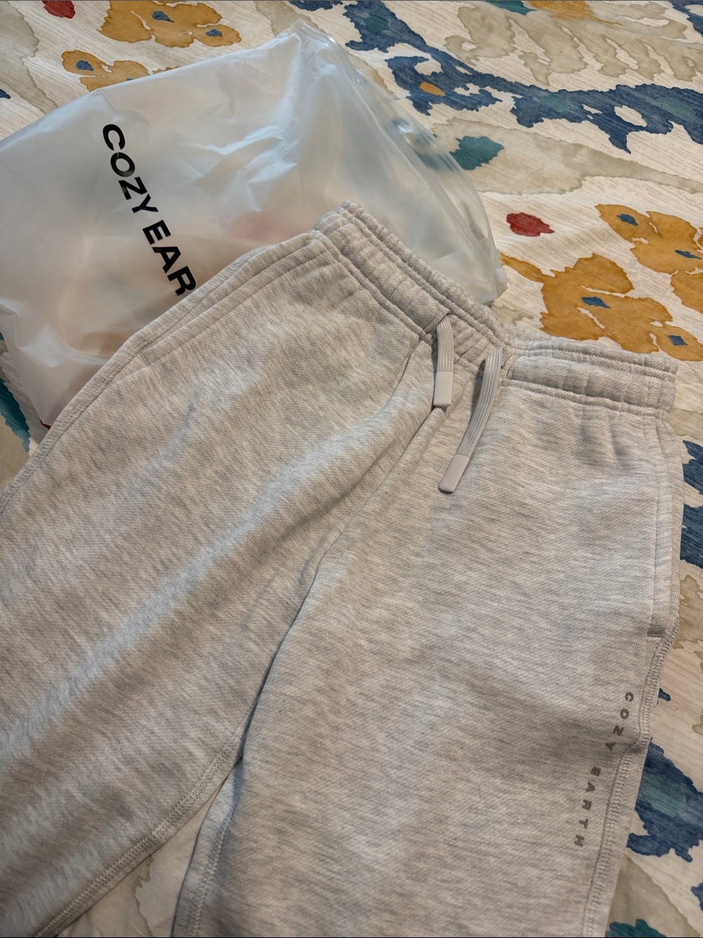 Cozy Earth Kids' Light Gray Jogger Sweatpants with Drawstring
